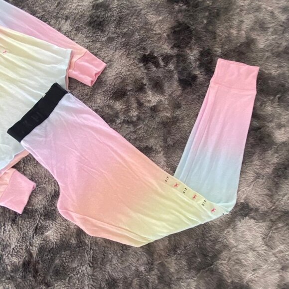 Victoria's Secret PINK Ombre Rainbow Set - Picture 4 of 10